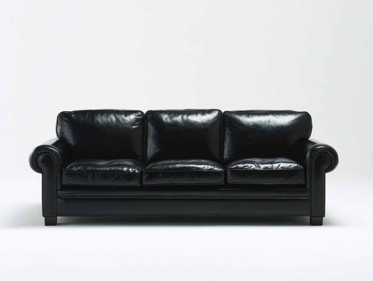 Sofá de 3 plazas tapizado en cuero 220x95x88 cm - Negro madera oscura y dorado envejecido - Brazos enrollados con tachuelas decorativas